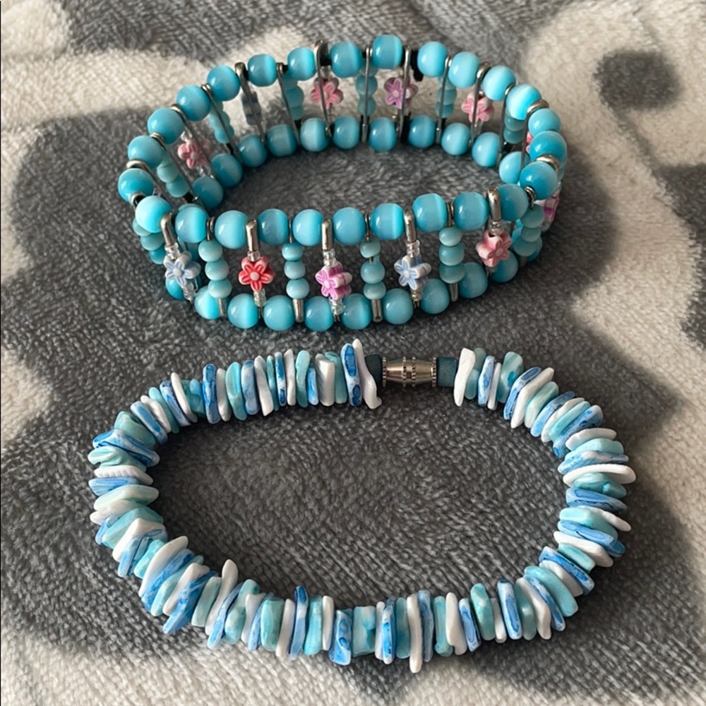 Bracelets blue beads stretch safety pin - Picture 1 of 5